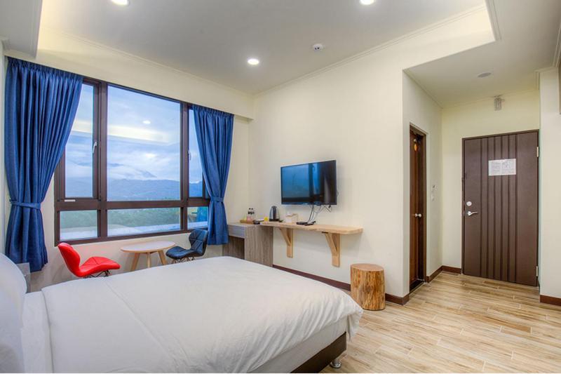 Blue Sky Hill Homestay Guanshan Bagian luar foto